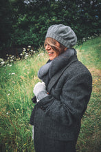 Load image into Gallery viewer, Birds Eye Mittens