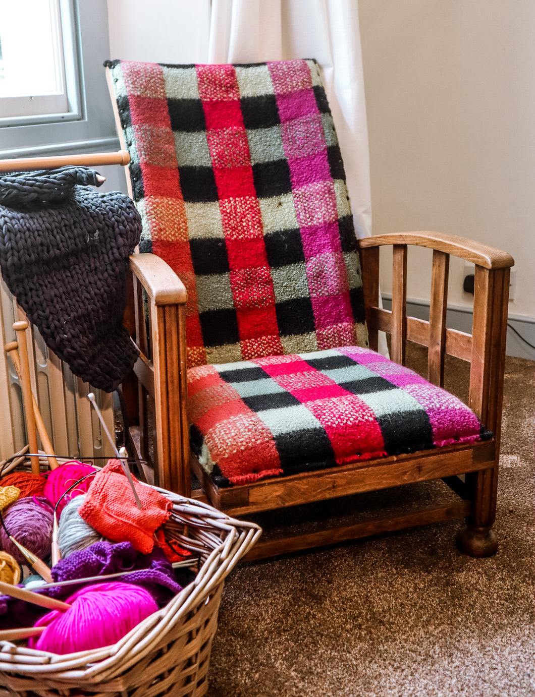 Lattice Frame Nursing Chair